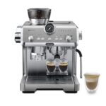 De'Longhi Siebträgermaschine La Specialista Arte EC9155.MB, Espressomaschine mit Mahlwerk, 8 Mahlgrade, 15 Bar, 3 Temperaturen, Milchschaumdüse, 1550W, 1,7L Tank, Edelstahl/Schwarz inkl. Barista-Kit